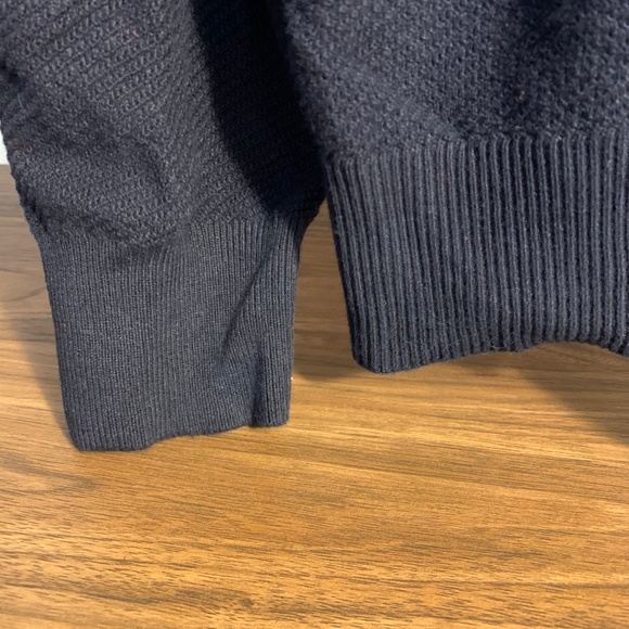 Goodfellow and co Vneck Sweater - Picture 2 of 4